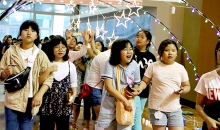 [6월 여학생 캠프] 축제에 입장하는 모습