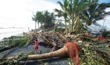 태풍 강타한 필리핀, 사망자 375명으로 급증