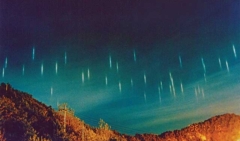 지금도 변함없이 함께하시는 하나님의 손길