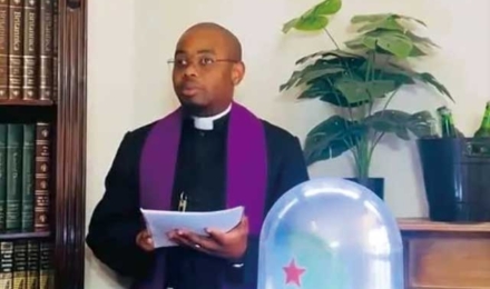 사제의 맥주 축복 의식