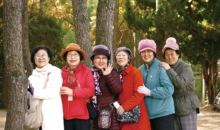 신앙촌 환경에 깊은 인상 받아