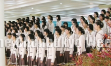전국 여학생 합창단의 맑은 음색이 돋보이는 합창